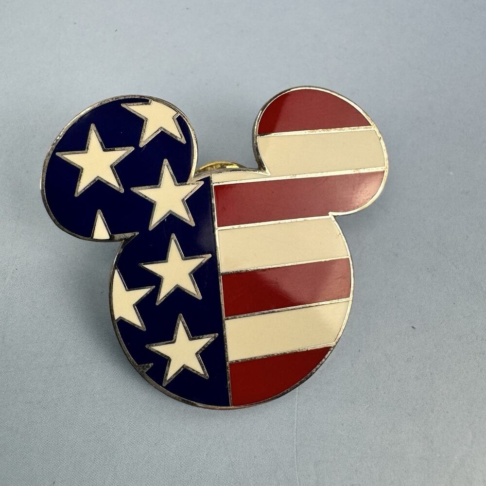 DISNEY Trading Pin Mickey Mouse Icon American Flag 2002 Stars Stripes Red Blue - Picture 2 of 9